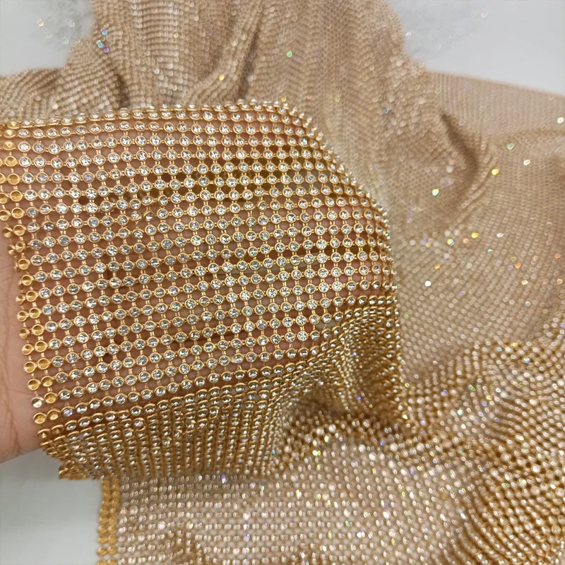 Crystal Mesh Fabric - Tela de malla metálica con diamantes