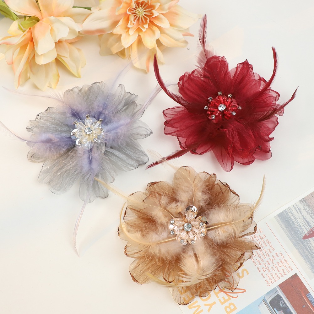 Broches de Plumas y Flores Hec - Crystal Mesh Fabric reseña y precio
